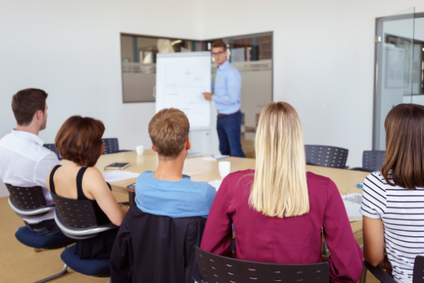 Coaching formation pour améliorer les compétences des collaborateurs